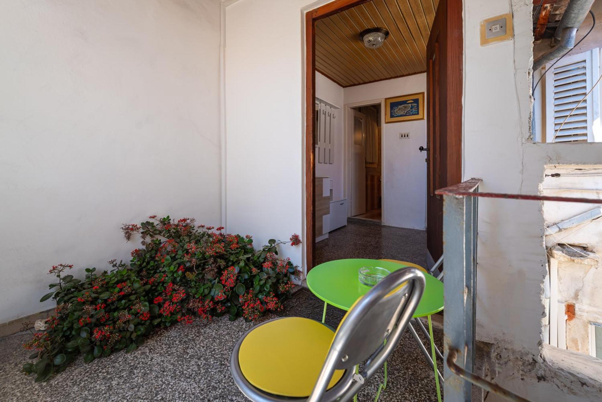 Timeless Antique Old Town With Terrace Apartment Zadar Bagian luar foto